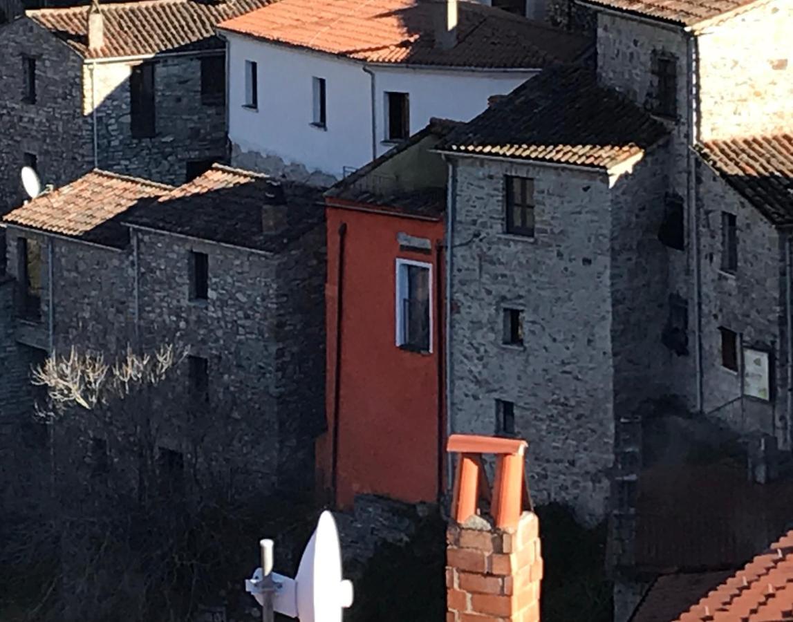 Borgo Manca Suite Sasso di Castalda Exterior photo